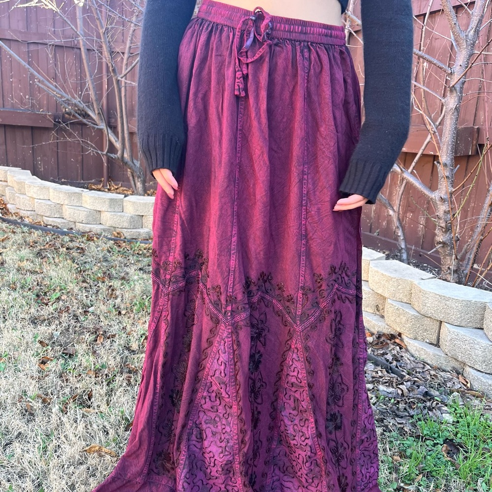 Cottagecore Maroon Maxi Skirt with Embroidery - Picture 9 of 11